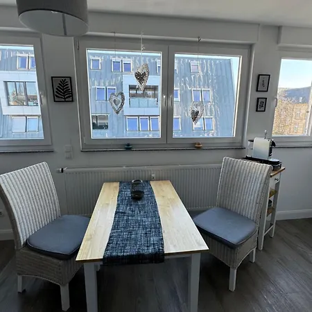 شقة Am Rhein بون