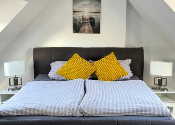 Am Rhein Apartment *